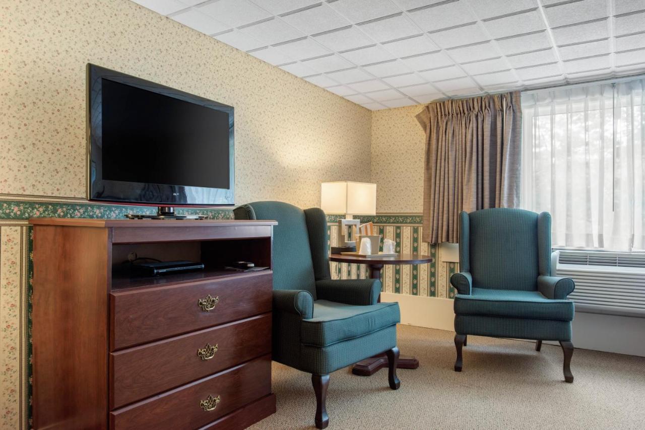 Coachman Inn Кіттері Екстер'єр фото